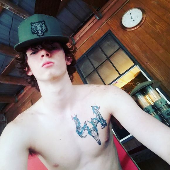 Meet your Posher, Josh - Picture 1 of 1